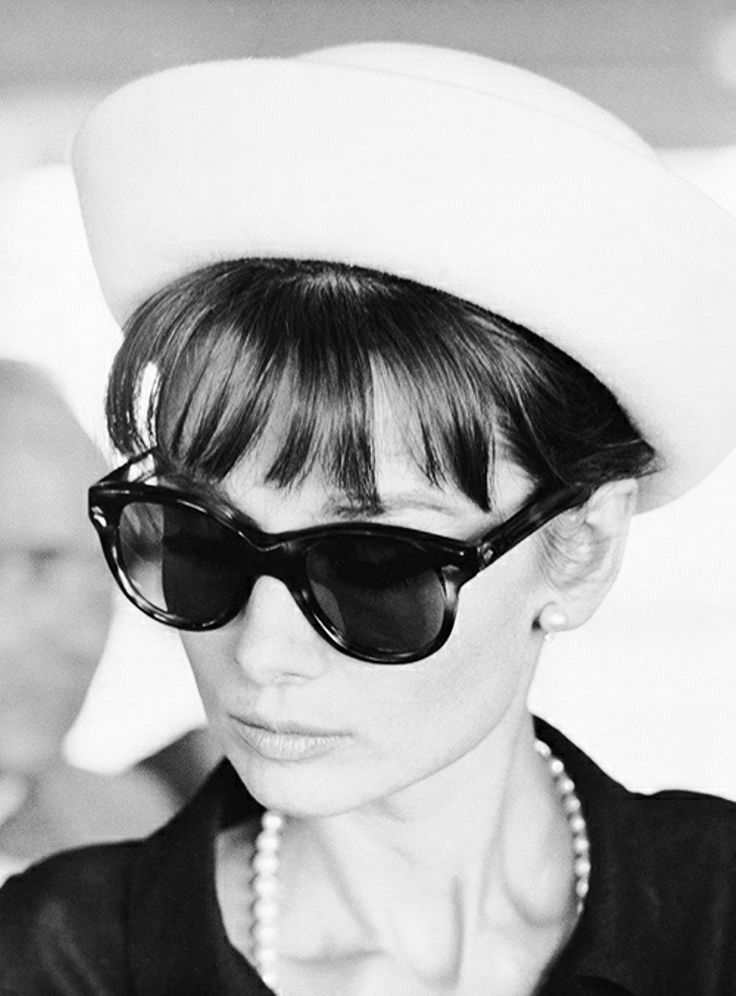 rareaudreyhepburn:  Audrey Hepburn photographed by Pierluigi Praturlon at the Orly