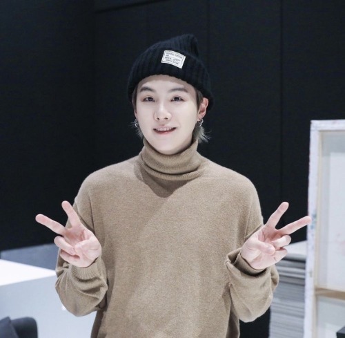 Reblog This And Give Me Your Favorite Boongi Pics. I NEED THEM.