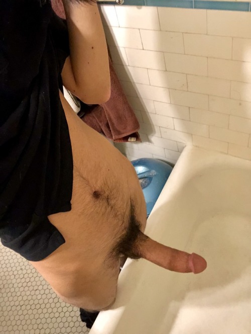 unbearablelightnessofdick: Cocky_fun: I try to gain weight but it all goes to my cock I love yo