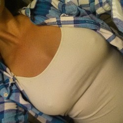 realashleyskyy:  Got a new flannel 