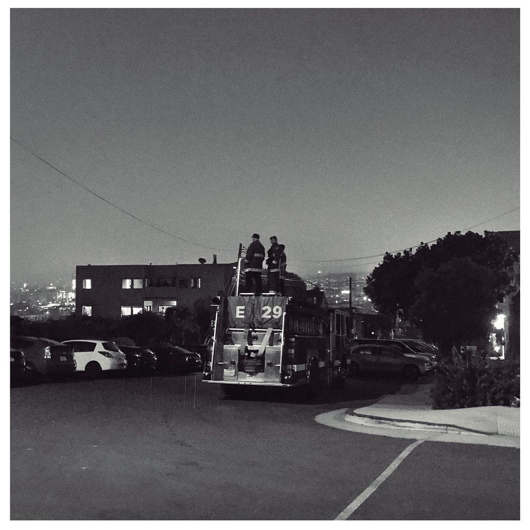 We wait for fireworks to happen. Perhaps both literally and metaphorically. #explore #connect #pause #streetphotography #fireworks #4thofjuly #sanfrancisco
https://www.instagram.com/p/CQ7vgtJnzKi/?utm_medium=tumblr