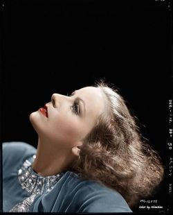 classichollywoodcentral:  Greta Garbo