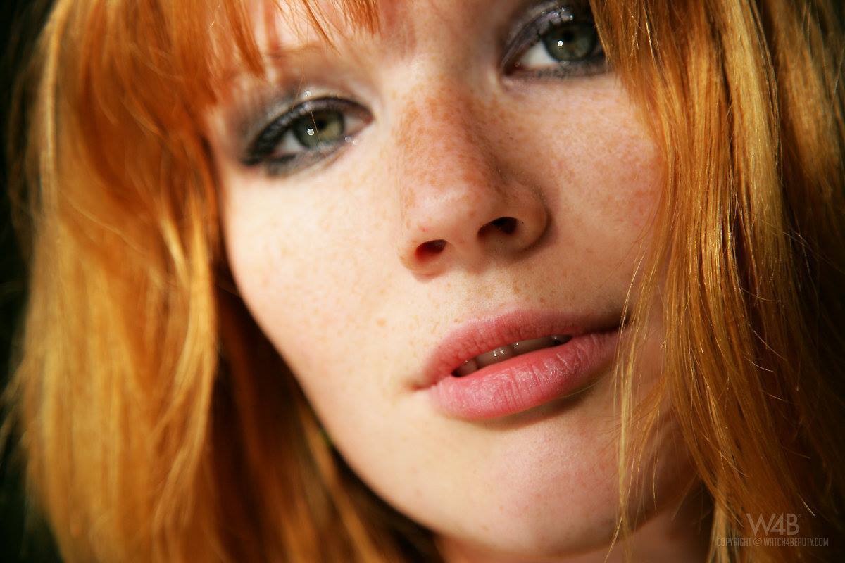 Redhead freckles green eyes