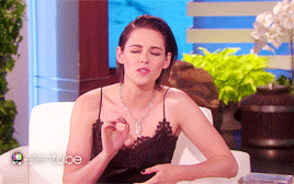 radkristen:   Kristen Stewart on The Ellen Show, November 11 (x) 