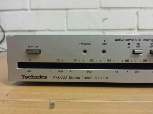 Technics ST-C01 FM/AM Stereo Tuner, 1979