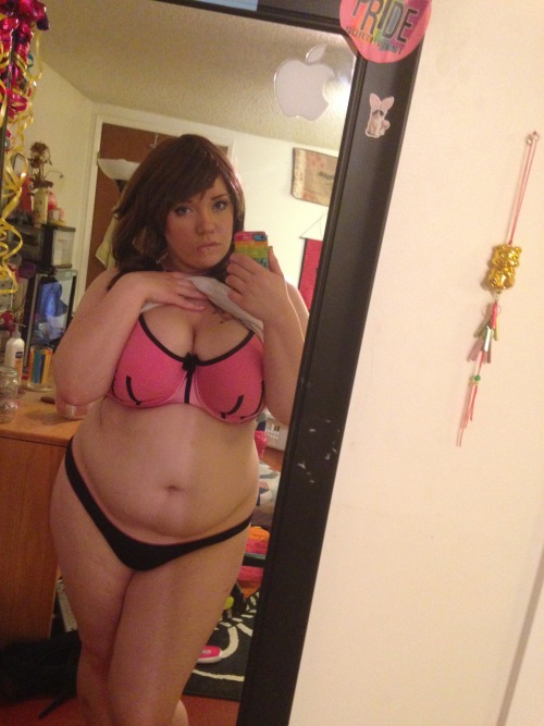 kitty-mcpherson:  i’m so cute n pretty adult photos