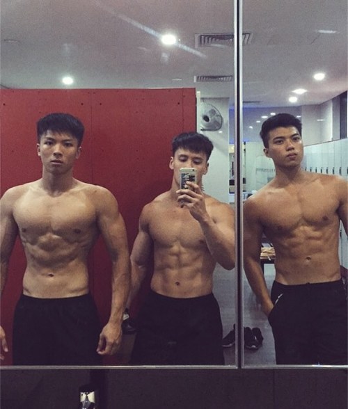 sjiguy:About time I did a full post on Joshua Cheong. Damn, that jawline can cut diamonds. it’s impo