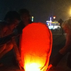 Setting off lanterns at night #china #studyabroad