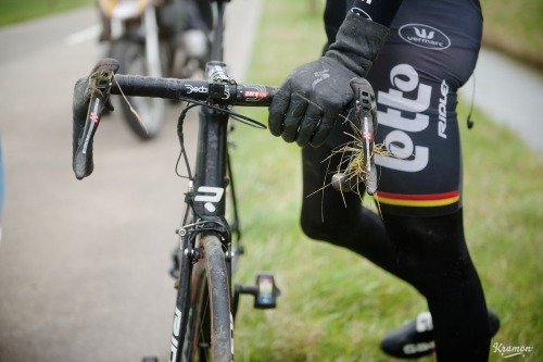 thismachinekillscobbles: Gent Wevelgem.  Full Kristof Ramon gallery HERE