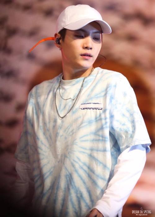 Yoongi Having So Much Sexy Boy Culture In Him A Delicious Cap Fit Thread