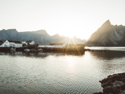 samelkinsphoto:  Morning light in the Fjords