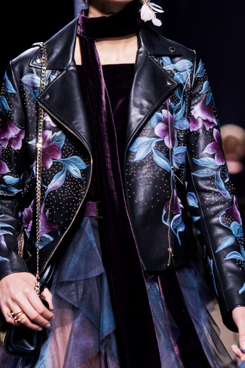 vampireswife:Elie Saab / Fall 2017