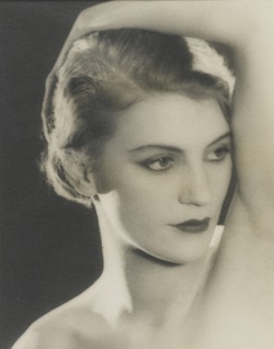 hauntedbystorytelling: Man Ray :: Lee Miller,