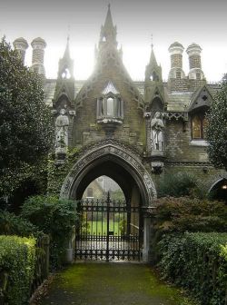 nympha-reveur:  Gothic gatehouse in England.