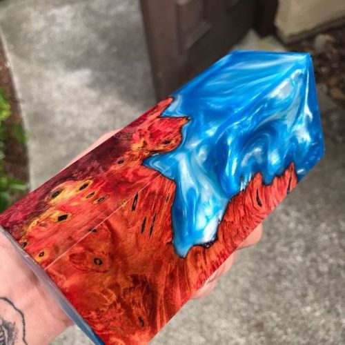 crimsonbaby:mymodernmet:Artist Dyes Woodblock to Look Like a Brick of LavaI want all of them