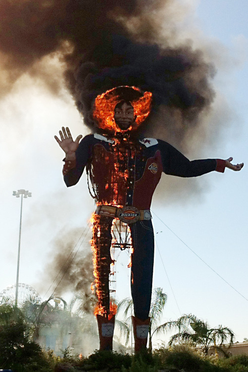hellabitcoins:  the immolation of Big Tex as sacrificial atonement 