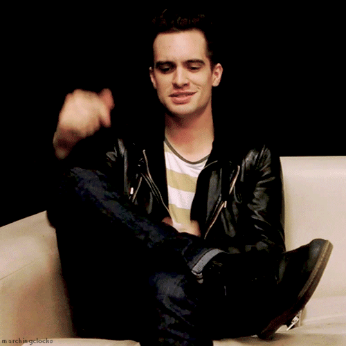 urie-relevant-oh:  hes really cute and hot at the same time i dont understand you