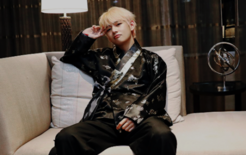 jung-koook:Happy Chuseok, ARMY!