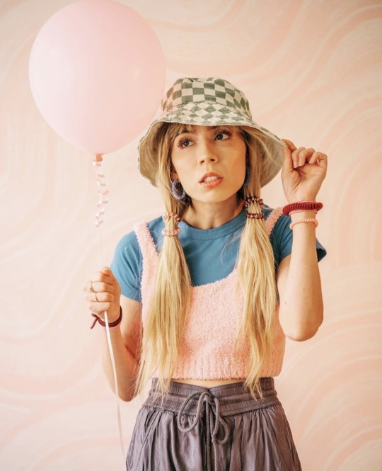 mycarlydotcom:🎈