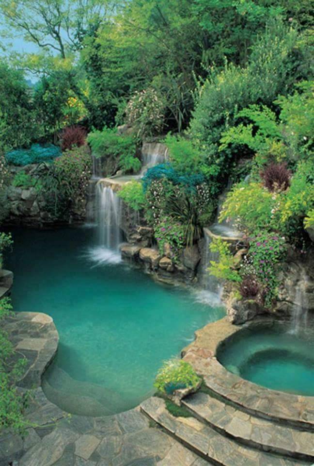 getlostinasia:  Natural pool wonder