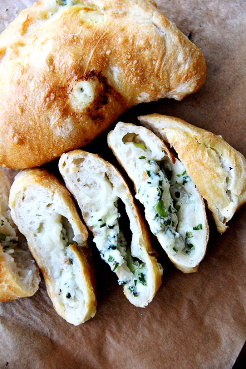 do-not-touch-my-food:  Calzones