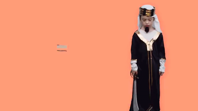 sizvideos:  People reacts to racist Halloween costume for kids (Video) 