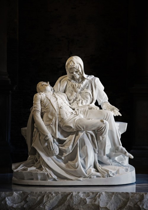 Merciful Dream: Pietà V (2011- White Carrara marble-190 x 195 x 110 cm) - Jan Fabre©