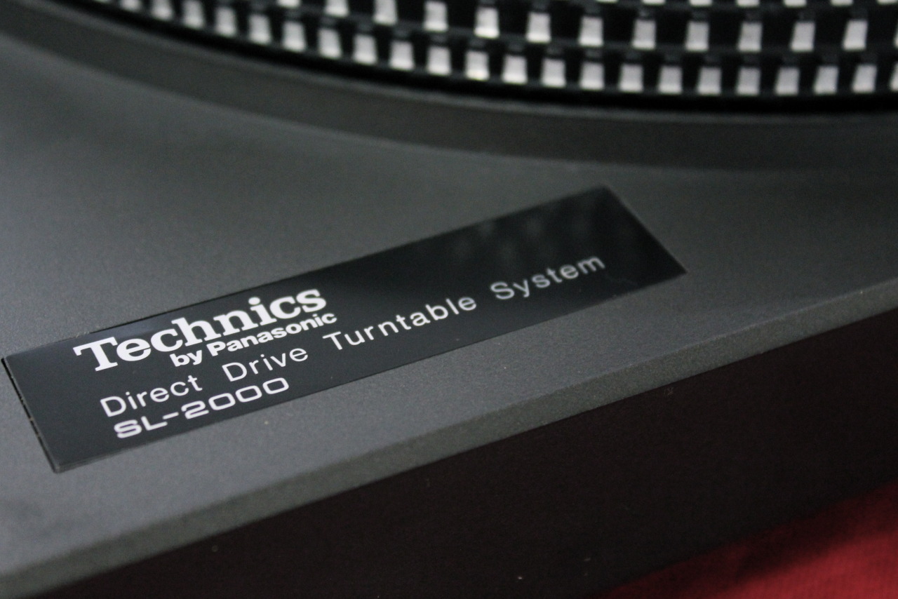 dustyrecordsandturntables:  Find at the flea market, Technics SL 2000 Direct Drive.
