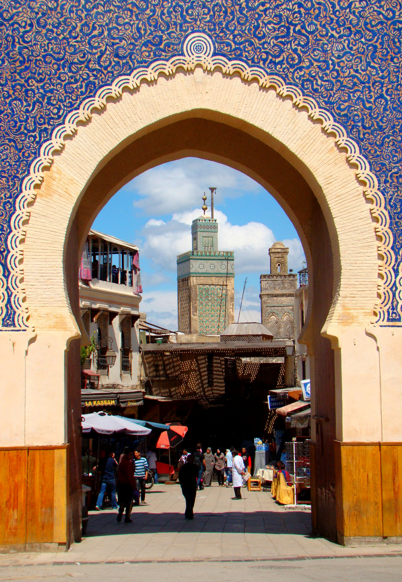 mideast-nrthafrica-cntrlasia:  The minaret of the Bou Inania Madrasa seen through