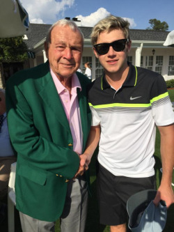 direct-news: TheMasters Making new friends at #themasters – Arnold Palmer and @NiallOfficial  