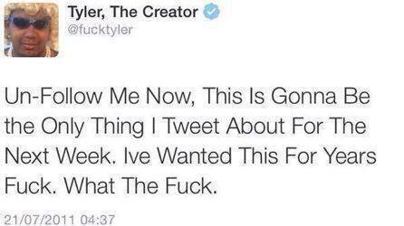 itsstuckyinmyhead: lesbiansinouterspace:  I don’t have that “unfollow me now