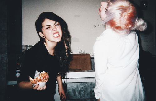 whyd-youonlycallmewhenyoure-high:  deathbypussy:  my-fuckedup-won-der-land:  thewickedd-kids:  ugh-l-y:  funkaah:  indie/grunge blog ♡  ••  ☾❂☽  ✥✝Grunge/Disp☹sable✝✥  ♡ Deathbypussy ♡  ☆† flowers in my hair and demons in