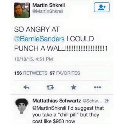 #berniesanders &gt; and I really wish I could come across this dude and conduct a little street justice 👊🏿😎