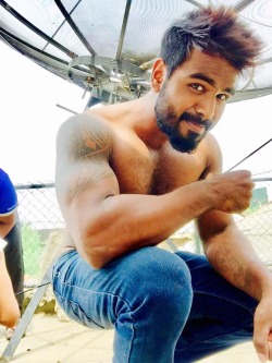 Sri Lankan Men