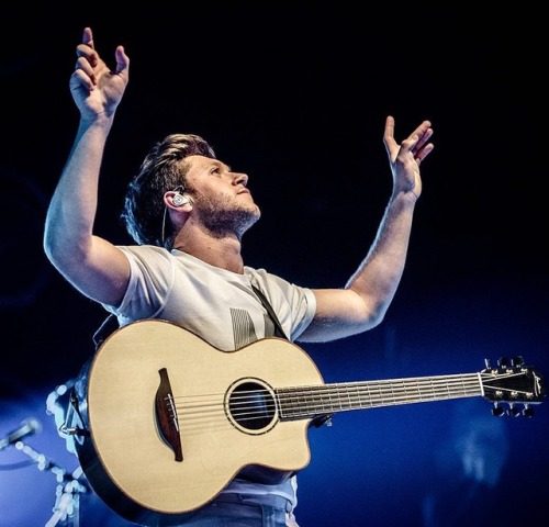 dailyniall:Flicker World Tour Amsterdam 04/28/18