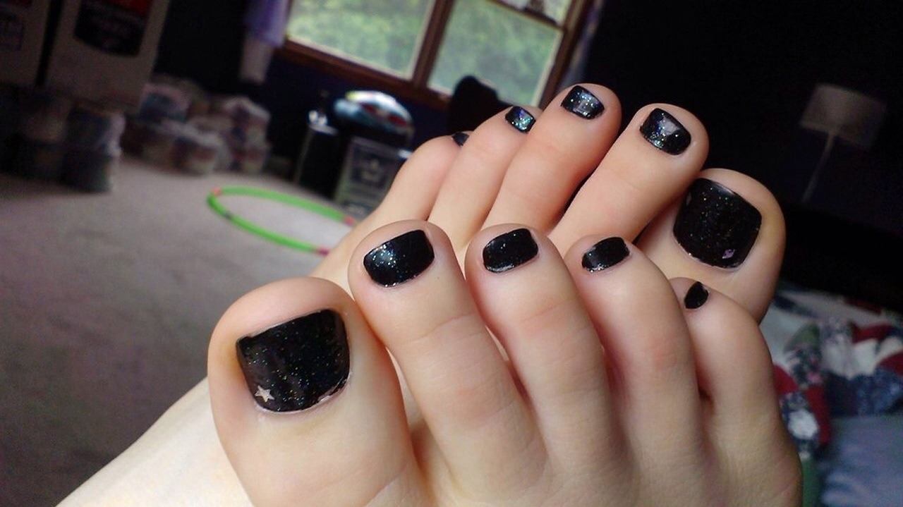 dragon2276:  Sexy toes