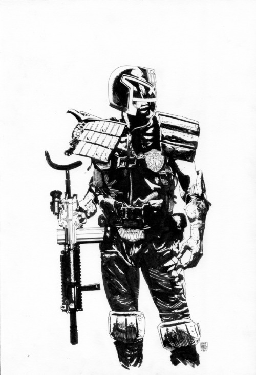 Porn Pics brianmichaelbendis:   Judge Dredd: Mega-City