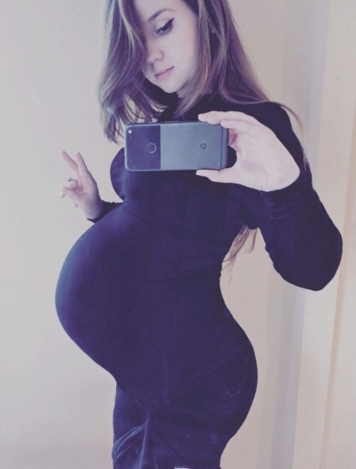 feelpregnant:What do you think of her? – Feel More Pregnant Babe