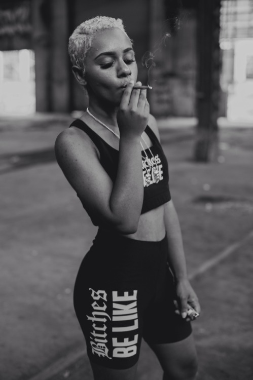 mytinyisabella:  Shot by: shief Model: mytinyisabella @40ozvannyc