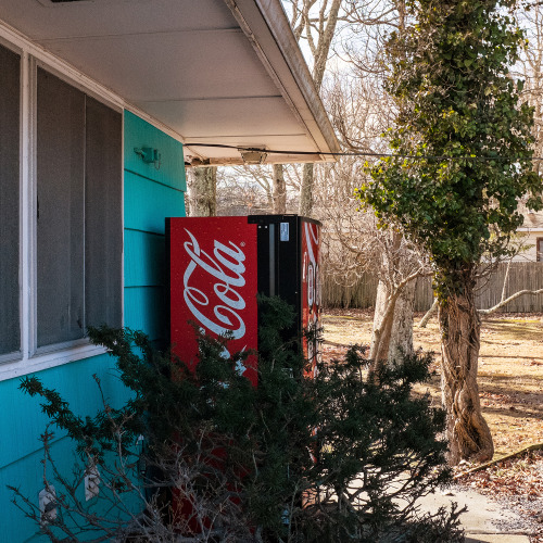 americanroads:  I have a new zine available today! Titled #seriescocacola, it contains 36 images which unintentionally  captured the ubiquitous Coca-Cola logo—so much a part of the American  zeitgeist, it became like the “Where’s Waldo” of this