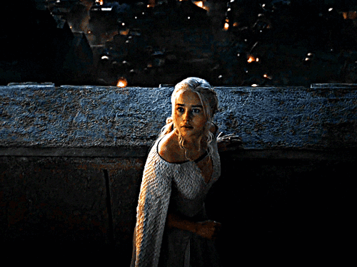 DAENERYS TARGARYEN And DROGON Game Of Thrones (2011-2019) 5.02