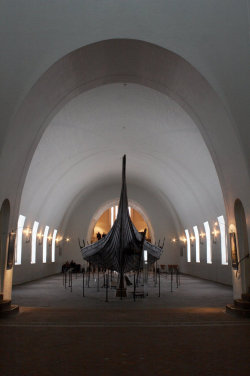 mediumaevum:  Gokstad ship - a Viking longship found in a burial mound at Gokstad farm in Sandar, Norway. Currently at the Viking Ship Museum in Oslo. Such a beauty. I hope I will visit her one day. Photo by: Mark Kes 