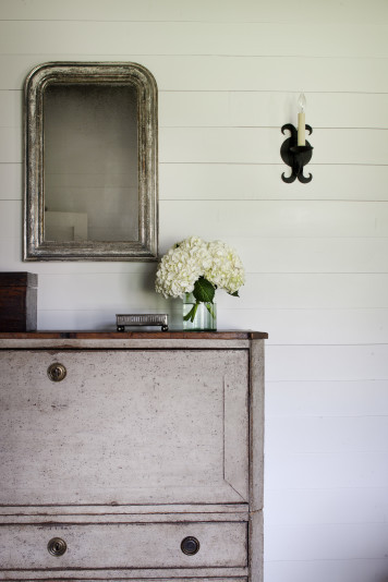 {Saw a picture of the bedrooms in this project and had to do some research to find who designed this