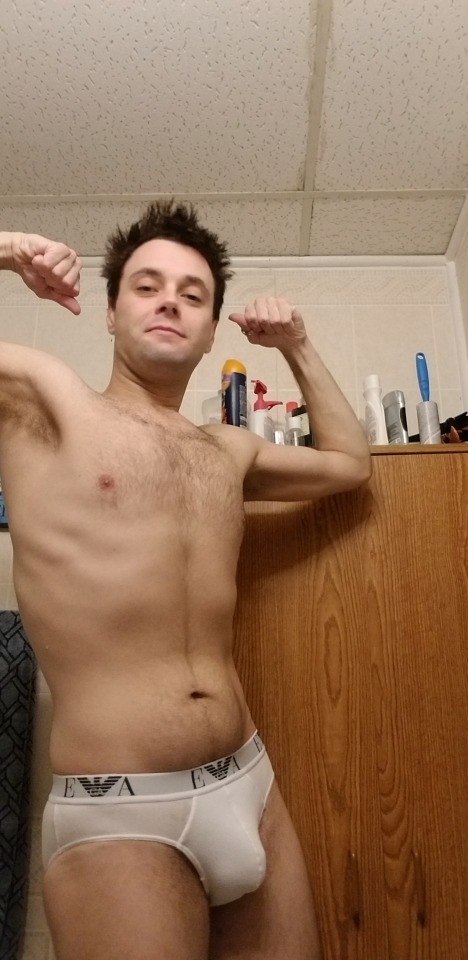 tightywhitiesmarc25:Fun after my shower