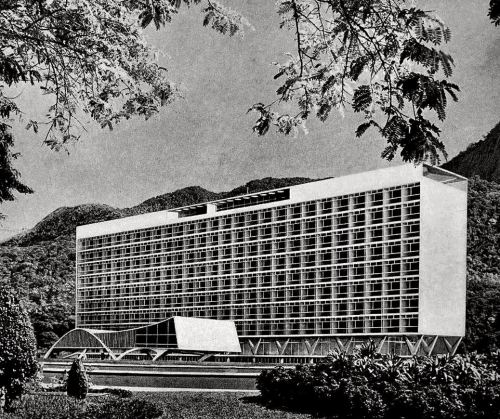 danismm: “Sul America”, Hospital, Rio de Janeiro, model. Arch. Oscar Niemeyer. 1960