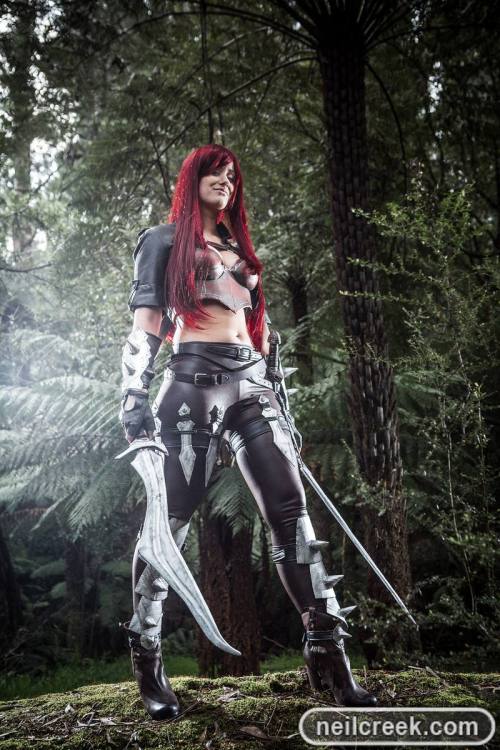 Katarina - League of Legends by Rose-CosplayCheck out msspidergirl.tumblr.com for more awesom