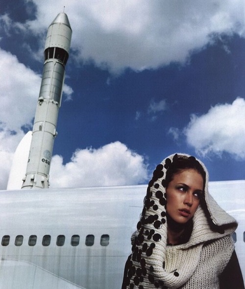 bleachyourself: Raquel Zimmermann by Enrique Badulescu for Vogue Paris October 2000
