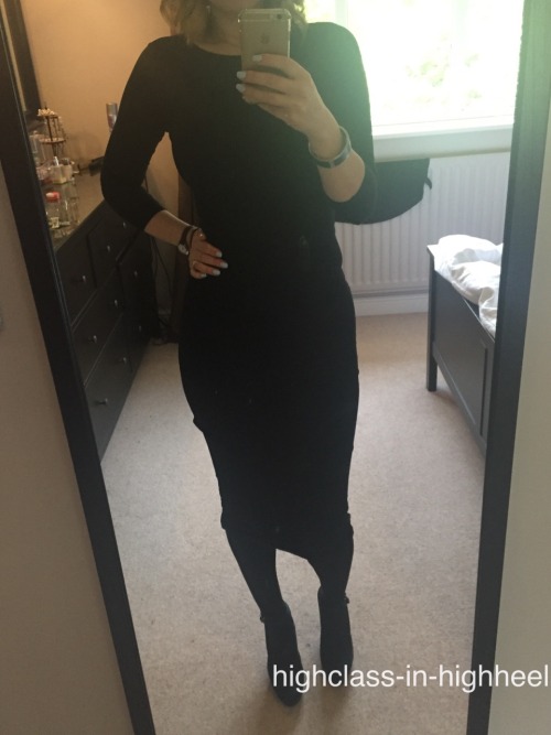 Yesterday&rsquo;s outfit and it was a little black dress, well a long tight black dress
