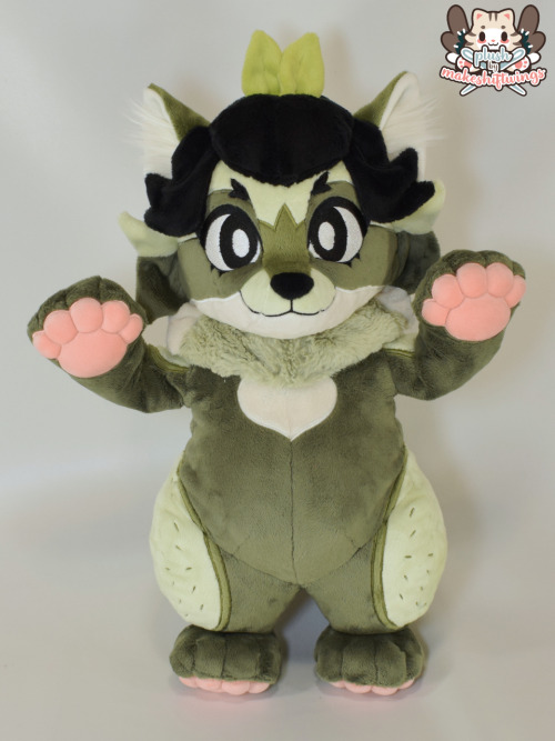 my final commission of the summer 2021 round, cutecumber the tanuki! made from my short leg, round t