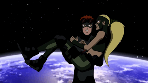 youngjusticestuff:New Year’s kisses.